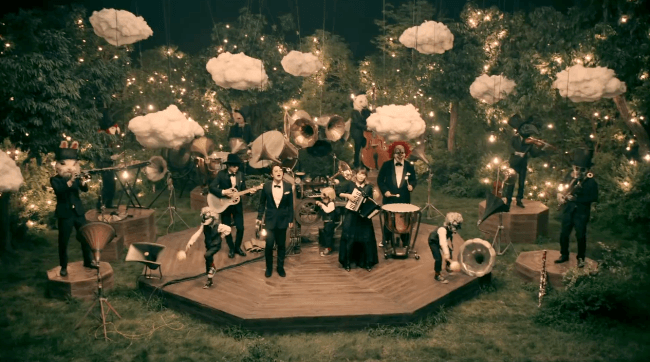 theqoo inserted image