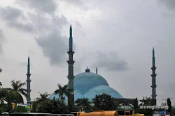 masjid raya al a'zhom tangerang