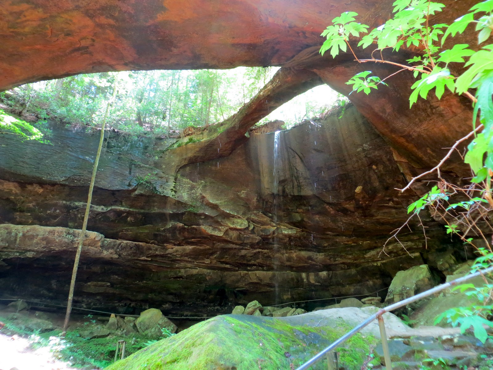 Traveling Roadmantics Alabama's natural bridge.