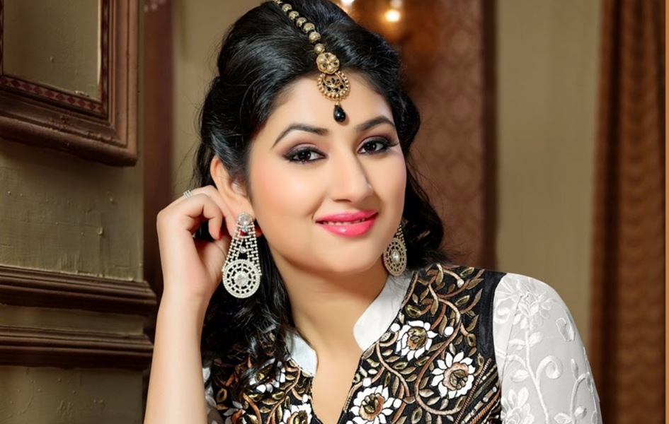 Disha Parmar Wiki, Movies,affairs, Biodata, Contact-info, Family, News, OMG