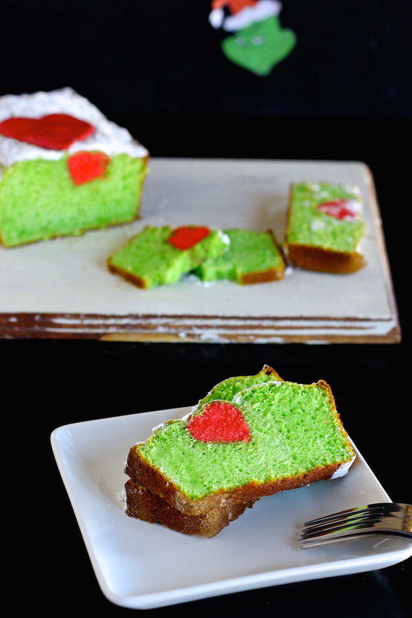 Blessings From My Kitchen: Grinch Cake