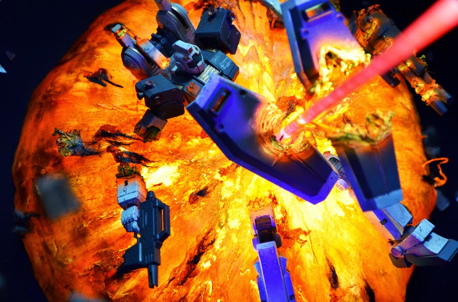 GUNDAM GUY: HGGT 1/144 RGM-79 GM [Thunderbolt Ver] Explosion - Diorama ...