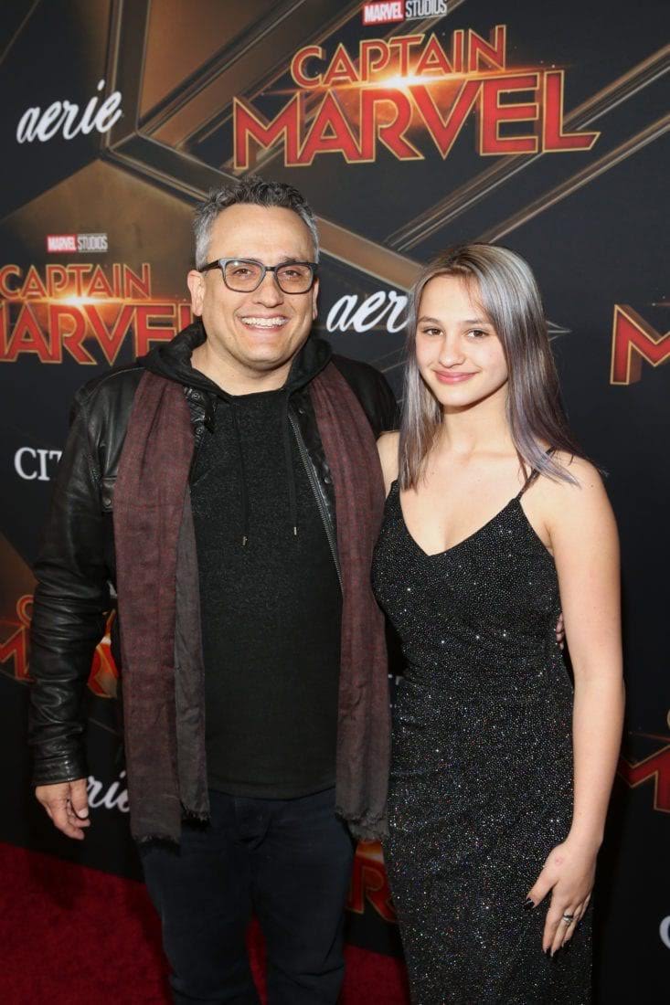 Director Joe Russo’s daughter Ava playing a secret role in Avengers Endgame :「アベンジャーズ」のジョー・ルッソ監督が、うちの娘も「エンドゲーム」に登場 ! ! と秘密の役に起用したことが、今になって注目の話題 ! ! 