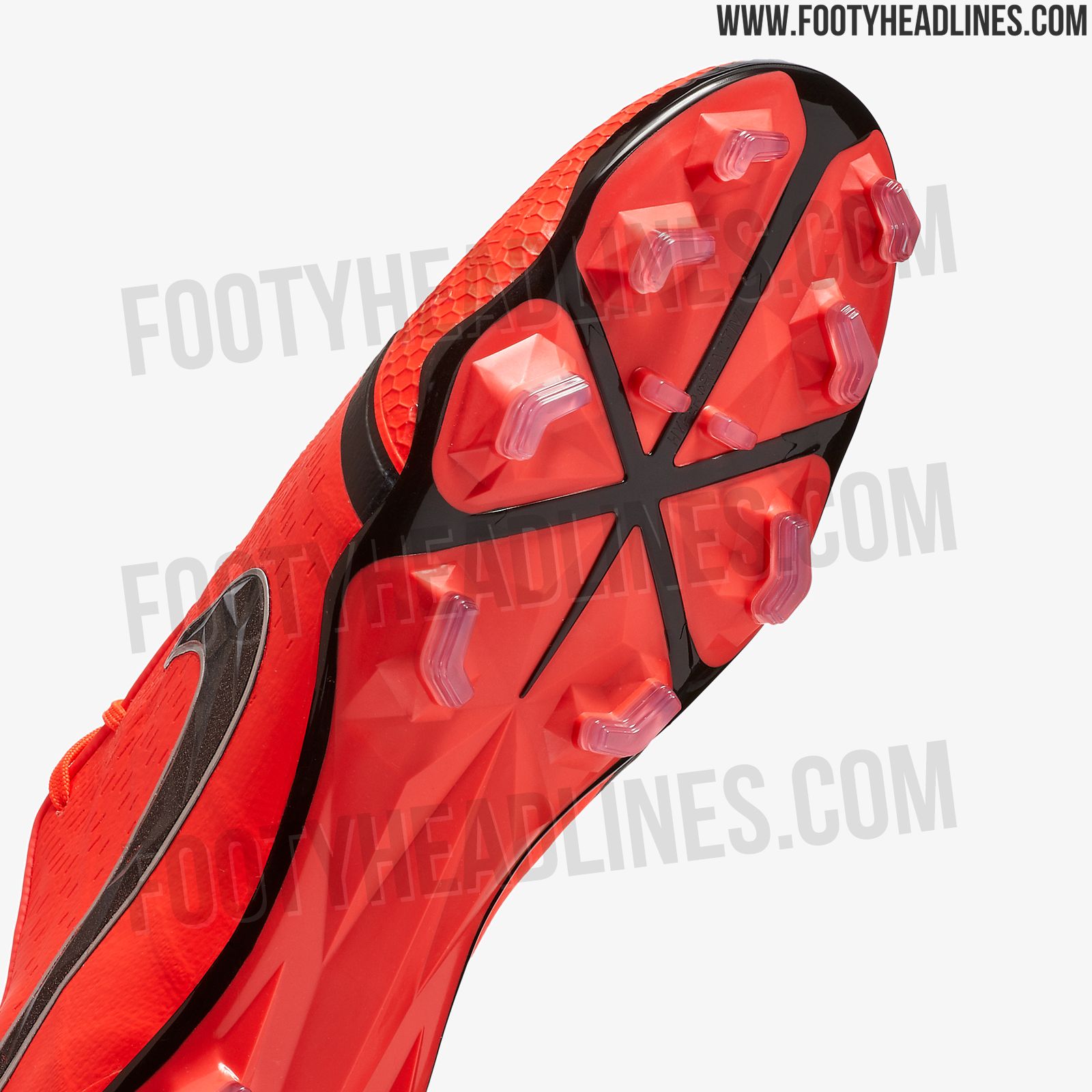 phantom venom boots