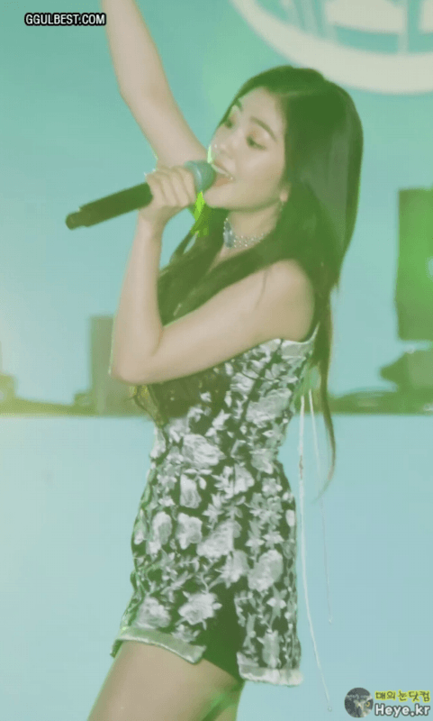 레드벨벳 나시 원피스 아이린