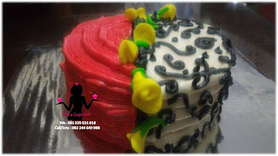 Cake Tart Butter cream Bentuk Bunga Tulip Cake Tart Butter cream Bentuk Bunga Tulip