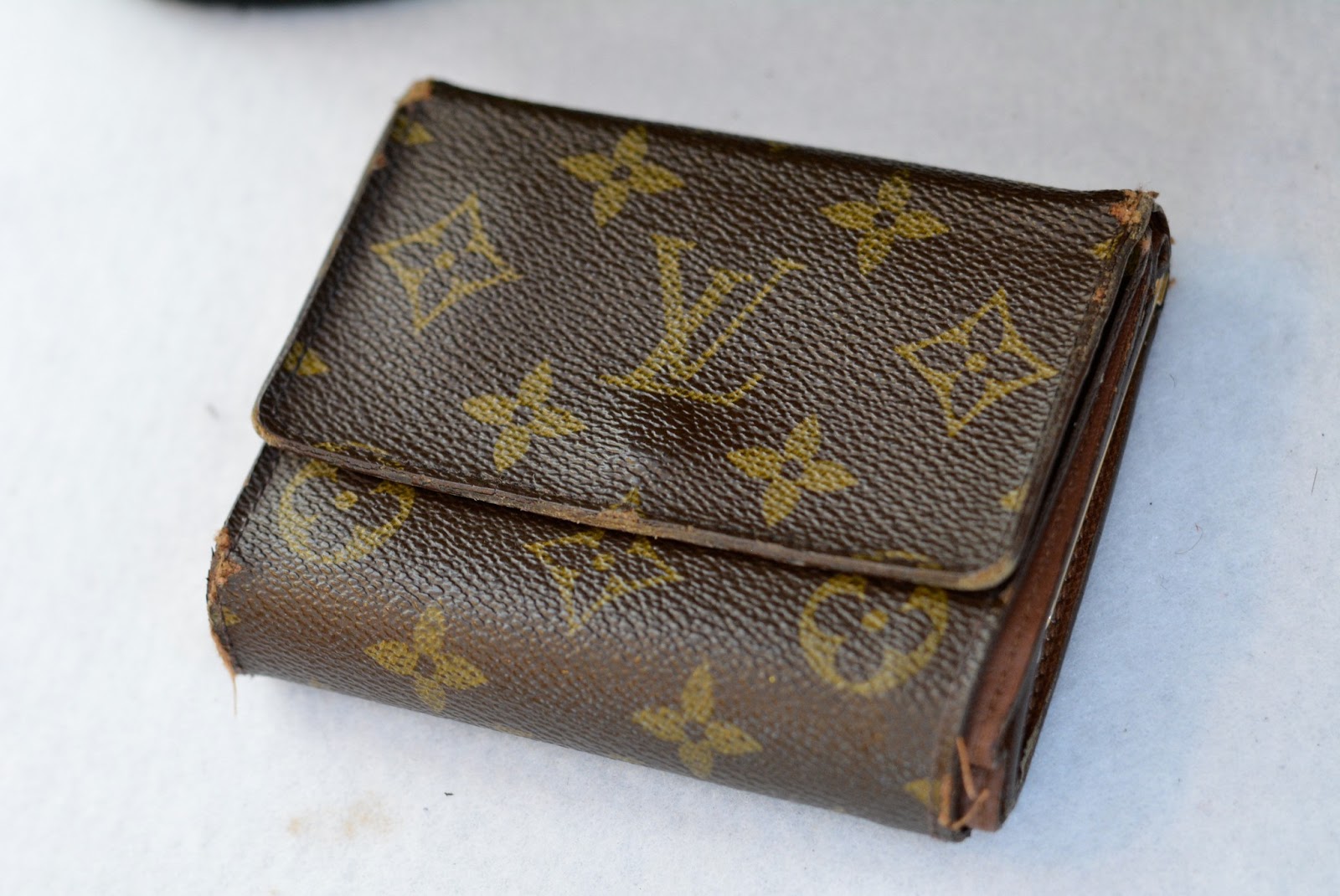 vintage louis vuitton wallet