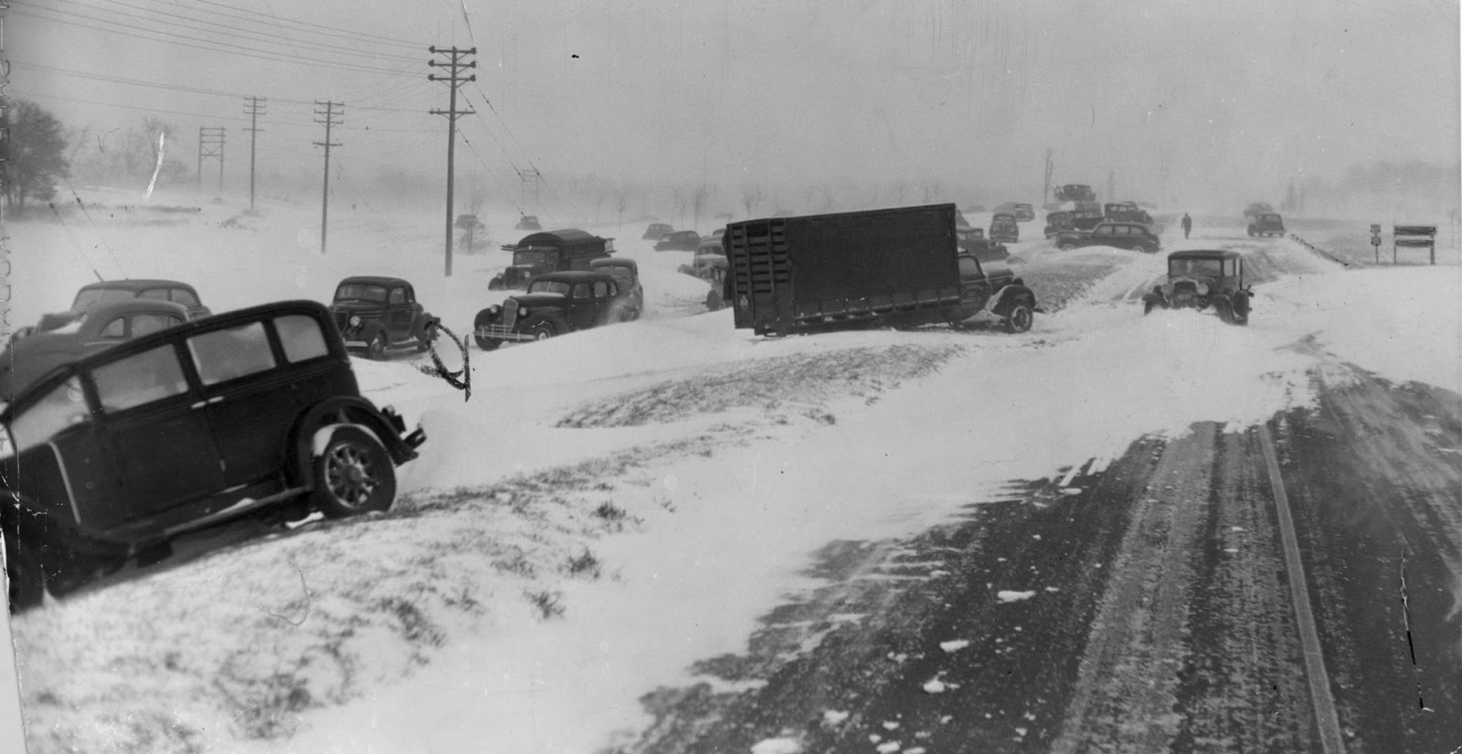 The Winds of Hell: Historical Photos of the 1940 Armistice Day Blizzard ~ Vintage Everyday
