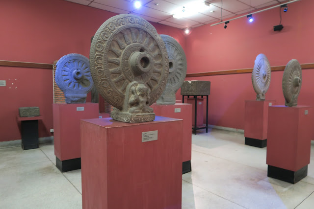 ナコーン・パトムのドゥヴァーラヴァティー遺跡と博物館