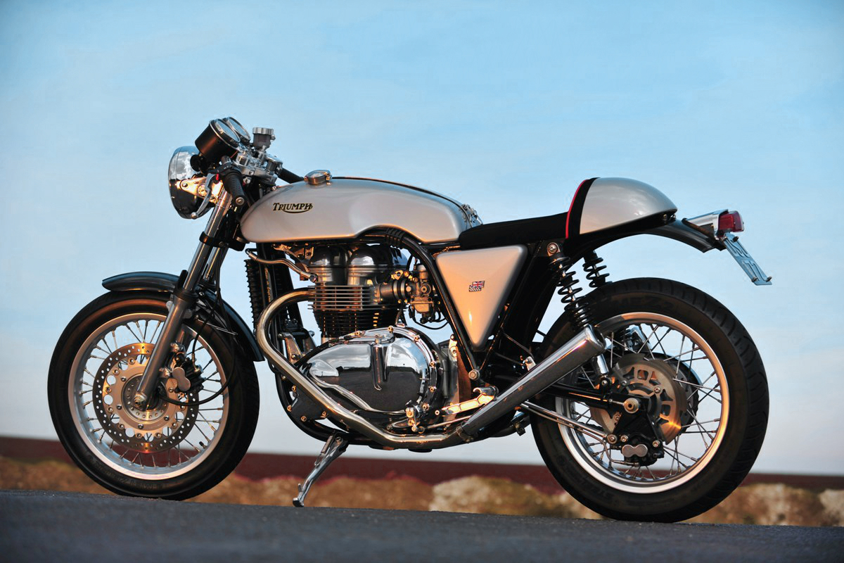 Honda cafe racer. колеса на кафе рейсер. мотоцикл honda cx500.
