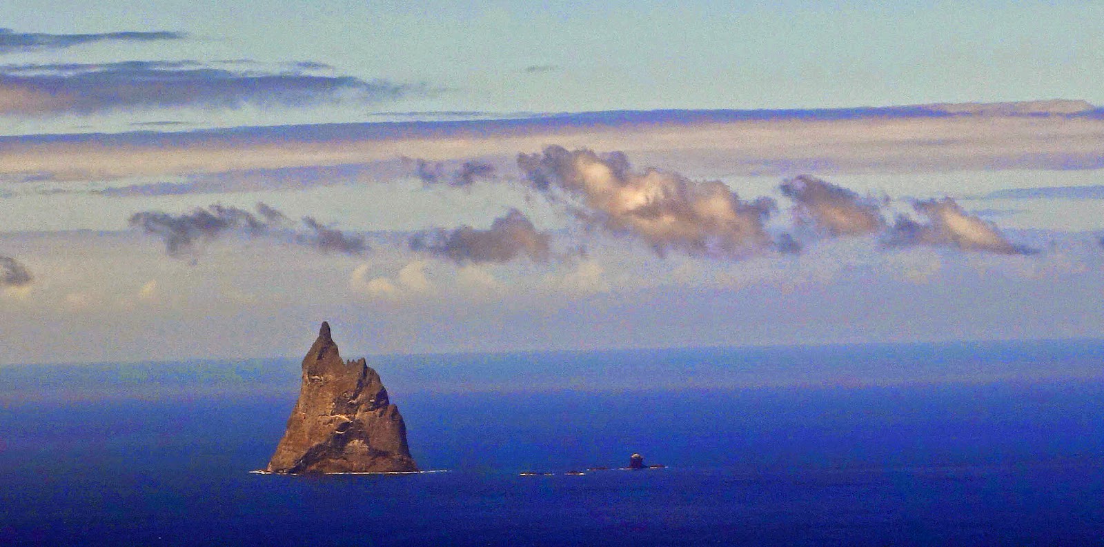 Ξωτικό Ball’s Pyramid ο ψηλότερος ηφαιστειακός σωρός στον κόσμο