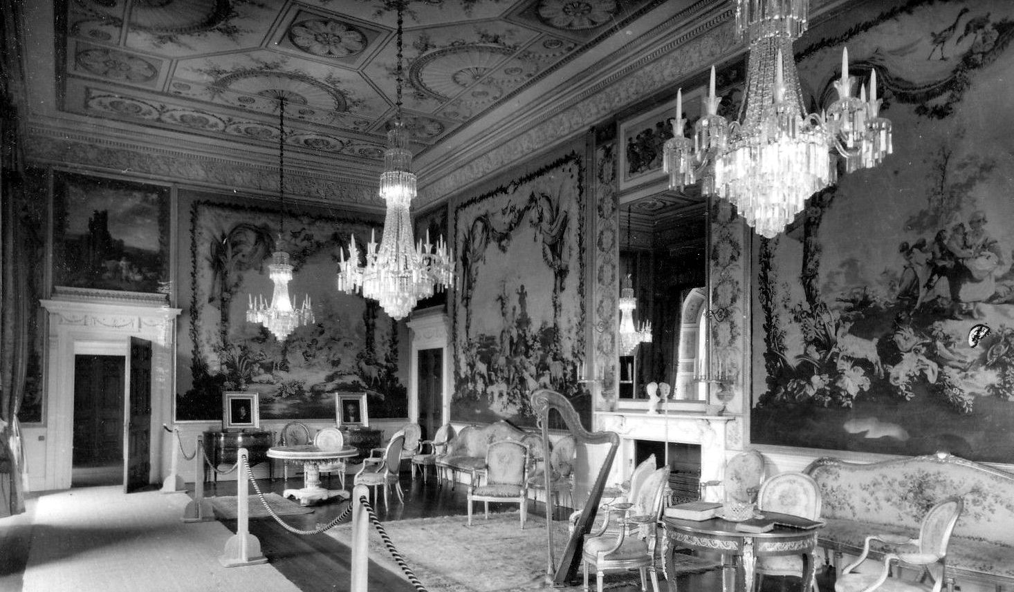 Tour Scotland Old Photograph Tapestry Drawing Room Inveraray Castle