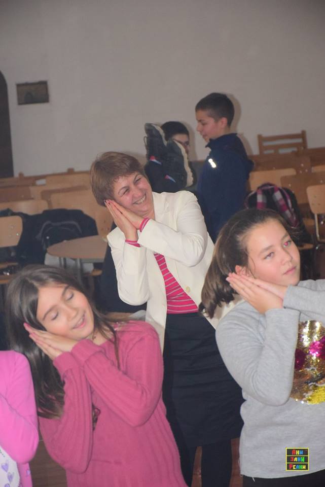 СУ "Свети Климент Охридски" Троян: За нашето коледно настроение