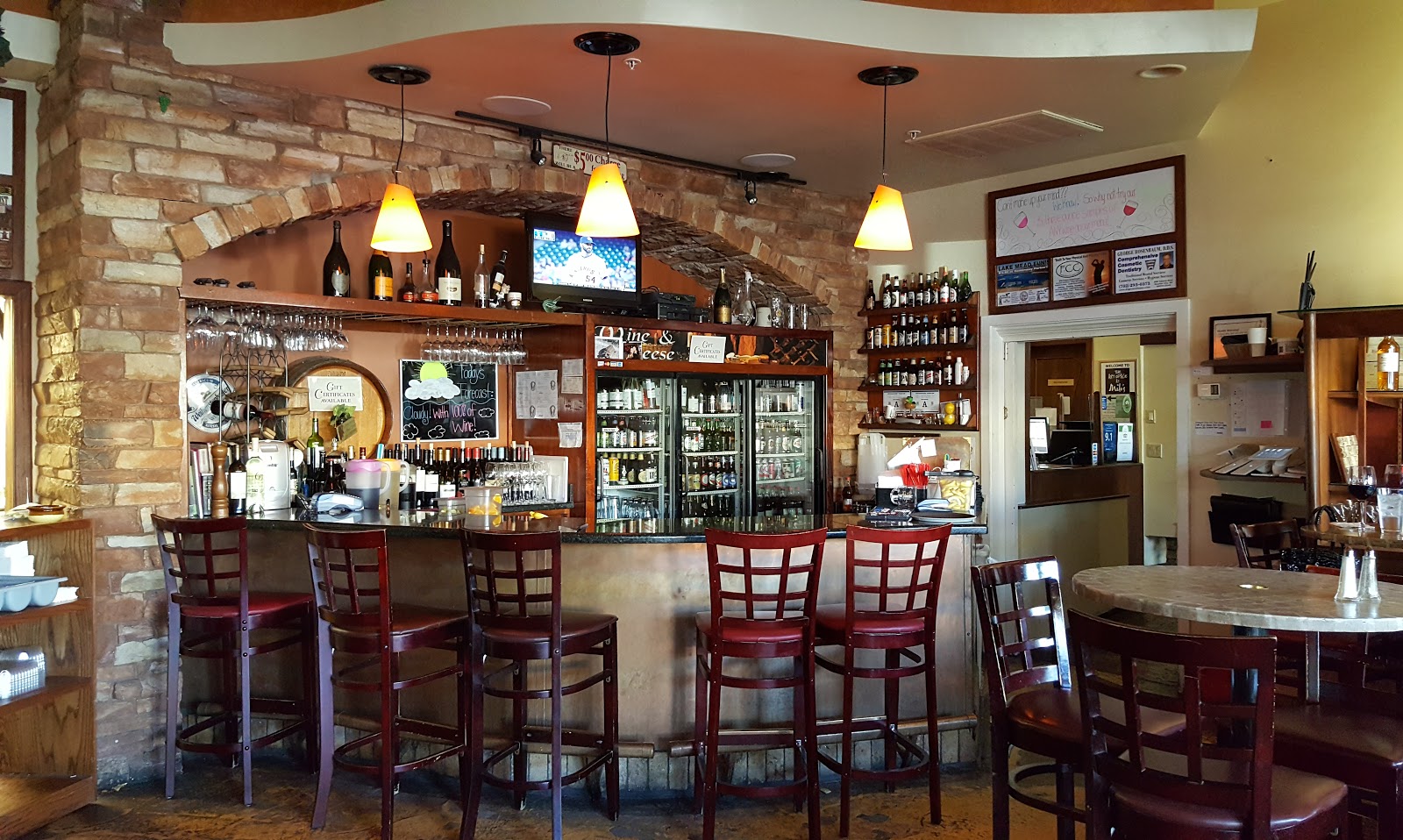 Wine Reviews For The Average Wine lover The Desert Wine Guy Milos