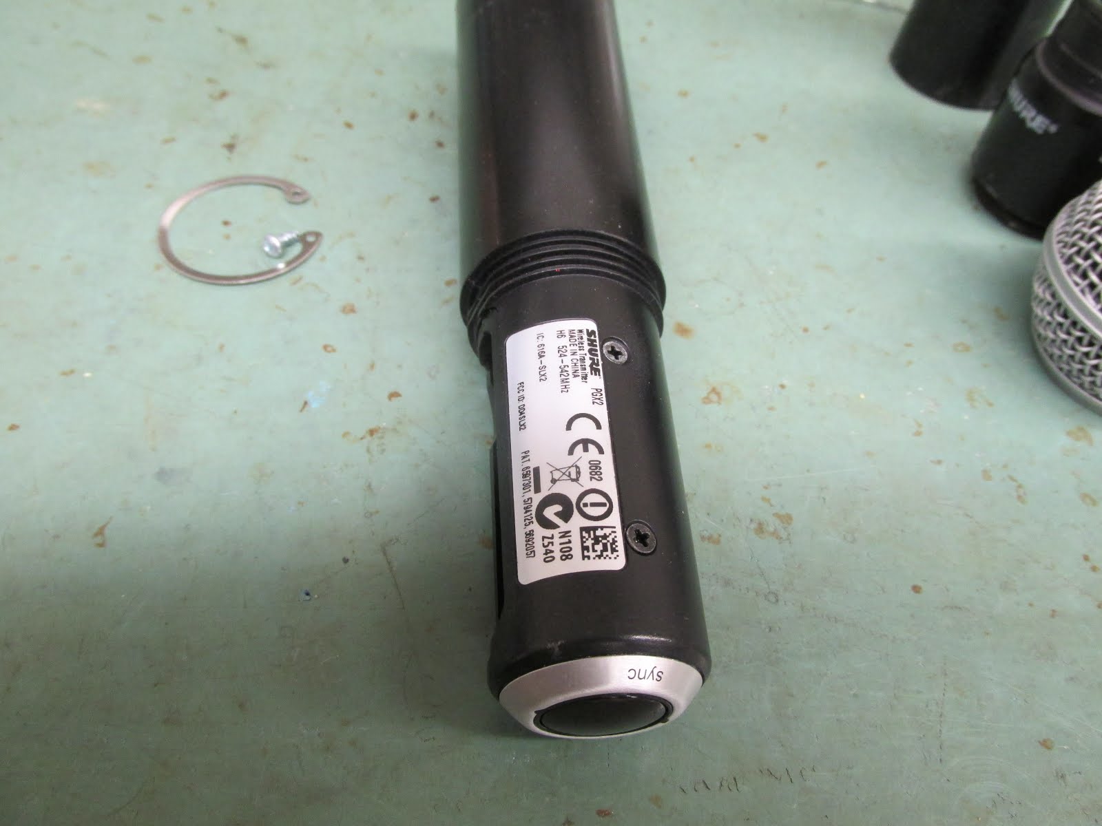 My Commentary and Technical help Shure Wireless Microphone Repair