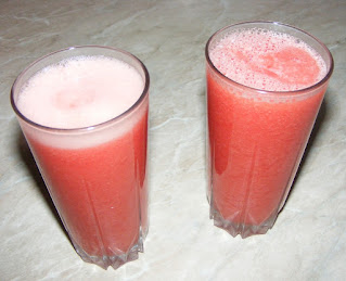 Smoothie de pepene rosu reteta fresh retete suc limonada nectar bautura shake natural bun imunitate sanatate nutritie alimentatie,