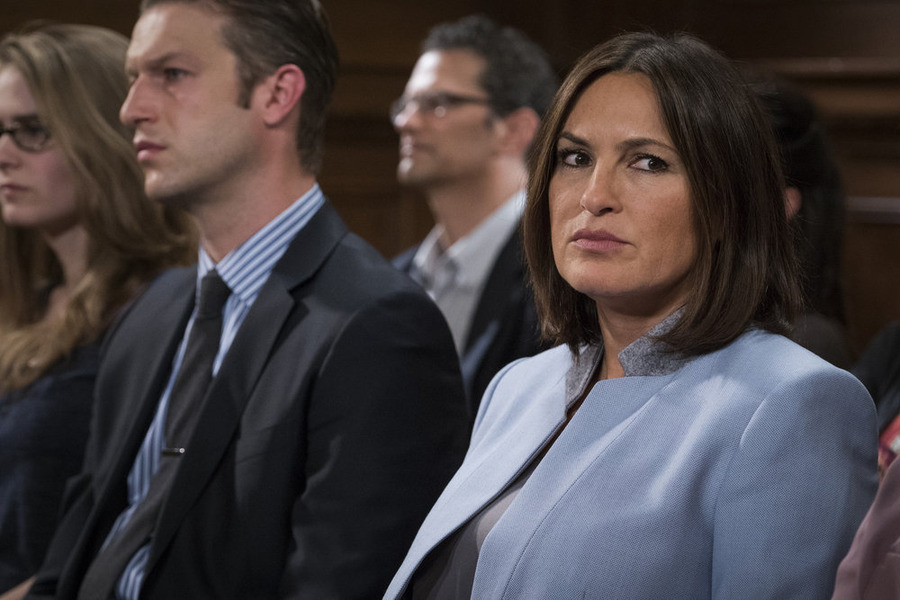 All Things Law And Order Law Order Svu Transgender Bridge
