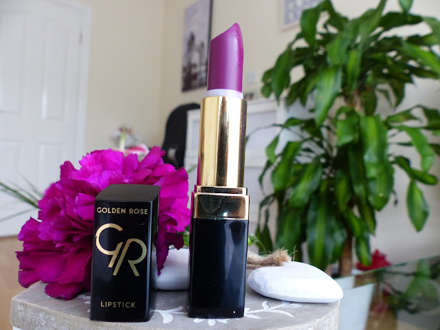 Review - Golden Rose Lipstick