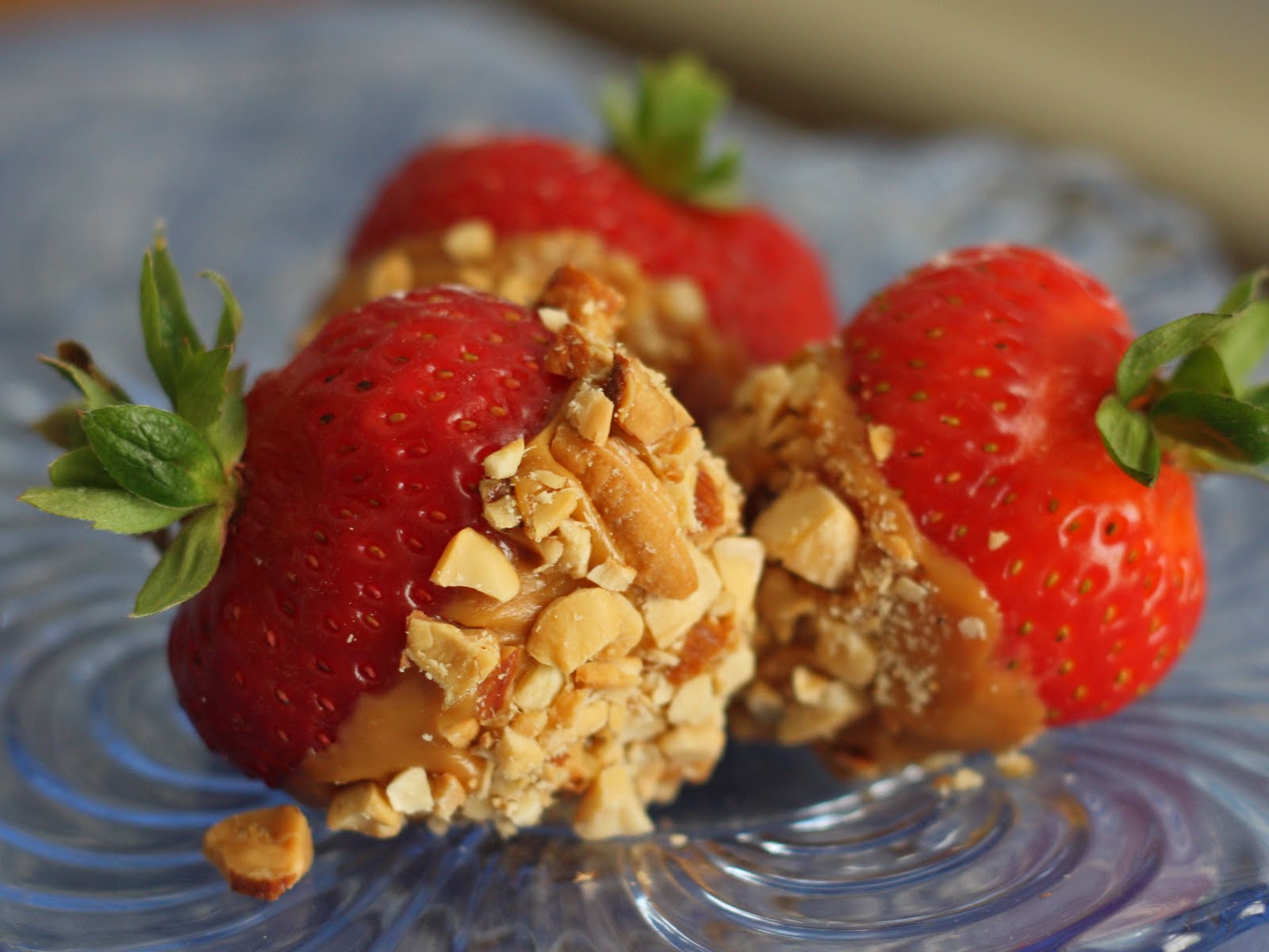 PeriwinkleGood Times! Salted Caramel Strawberries