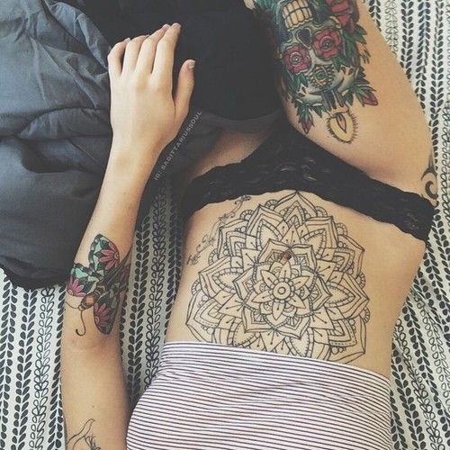 Flor Grande Estômago Tatuagens
