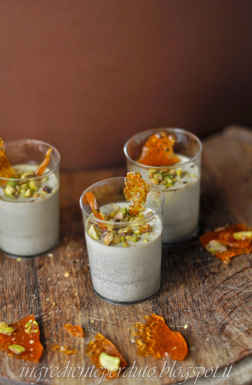 panna cotta al pistacchio e caramello 