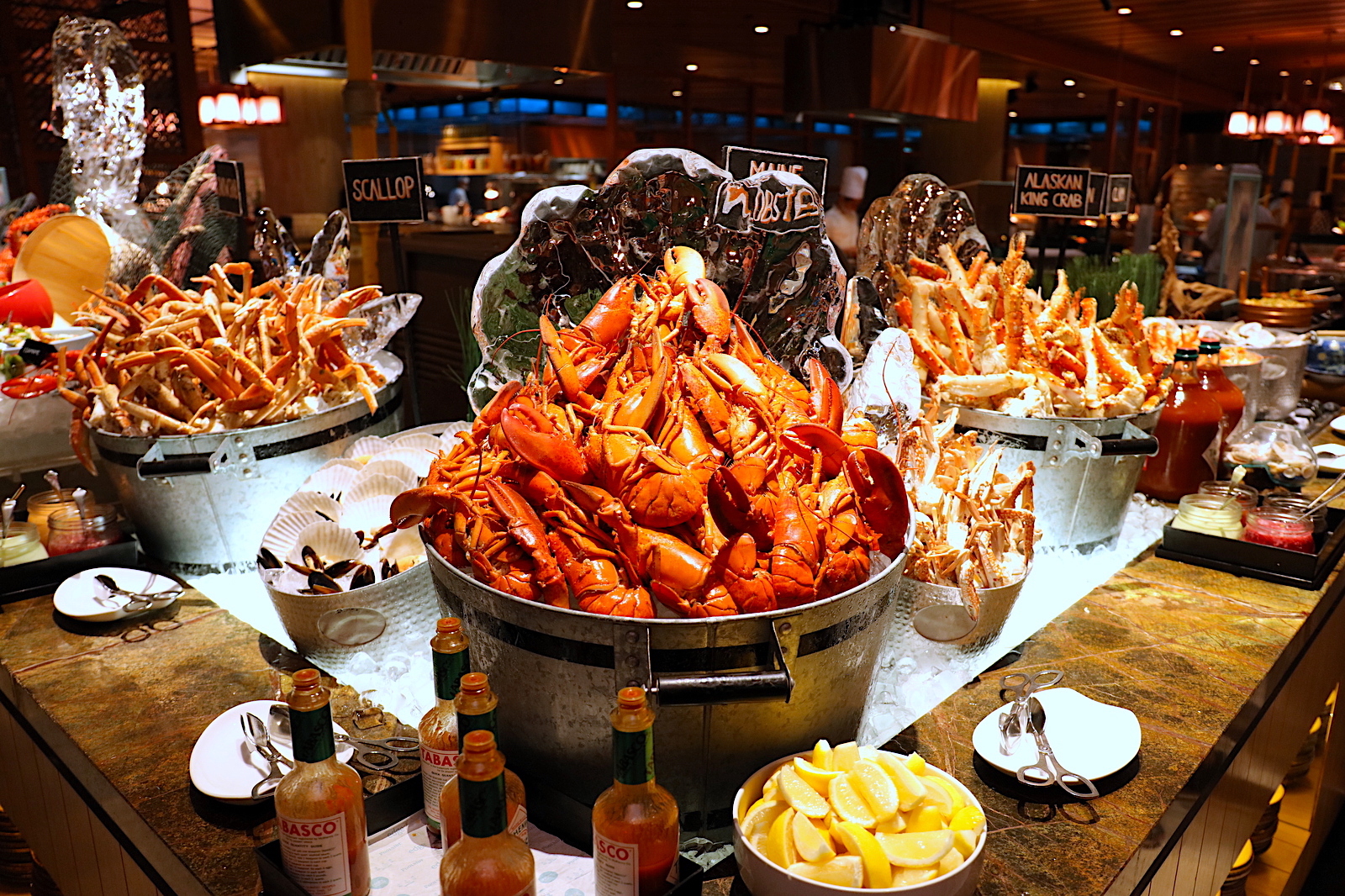 Hooked@Edge Seafood Buffet, Pan Pacific Hotel Singapore | CAMEMBERU