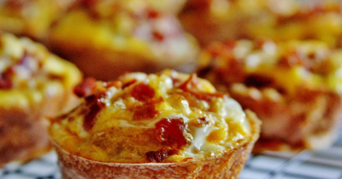 The (not-so) Motherly Blog: Bacon & Egg Toast Cups