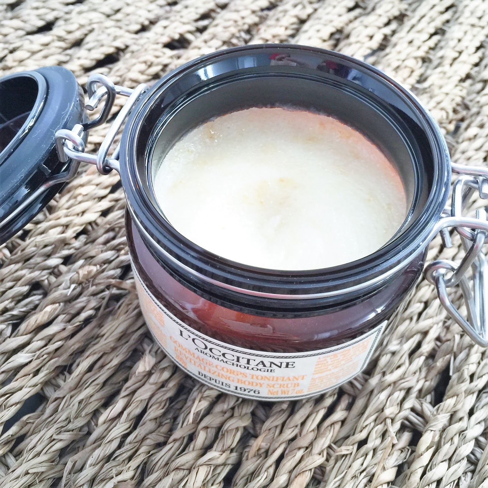 PRODUCT REVIEW L'OCCITANE EN PROVENCE AROMACHOLOGIE REVITALIZING BODY