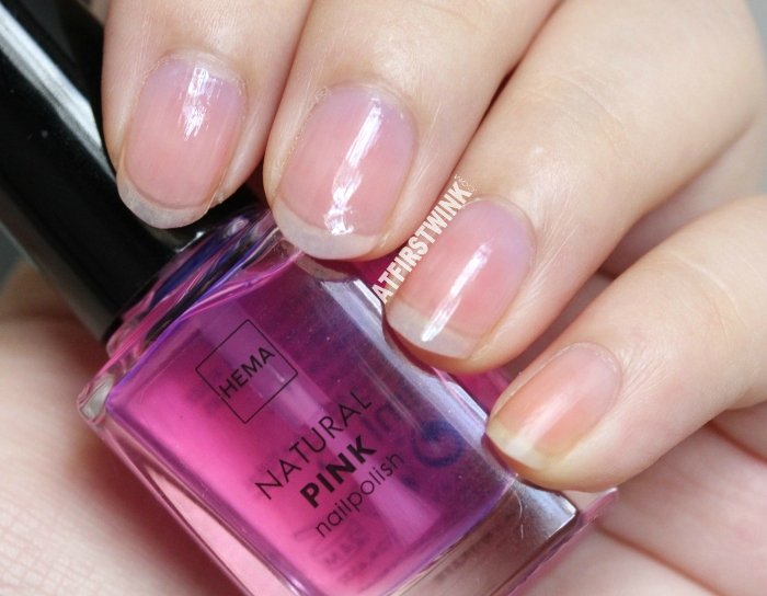 Прозрачно розовый лак. Лак Dior Nail Glow. Hema natural Pink Nail Polish. Лак диор полупрозрачный. Лак диор прозрачный розовый.
