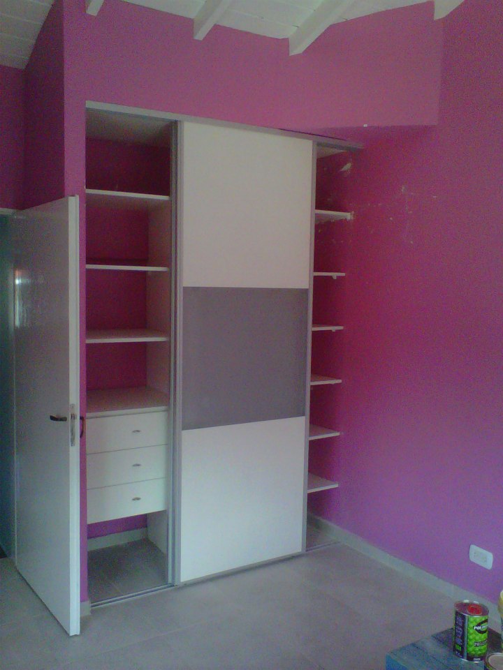 Muebles de Cocina, Comedor, Living, Baño, Dormitorio, Bachas, Mesadas y