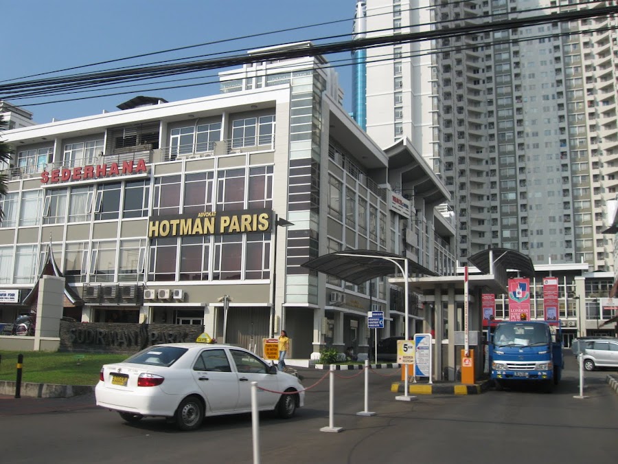 Sepenggal Tentang Lawyer Hotman Paris Hutapea dan Hukum di Indonesia