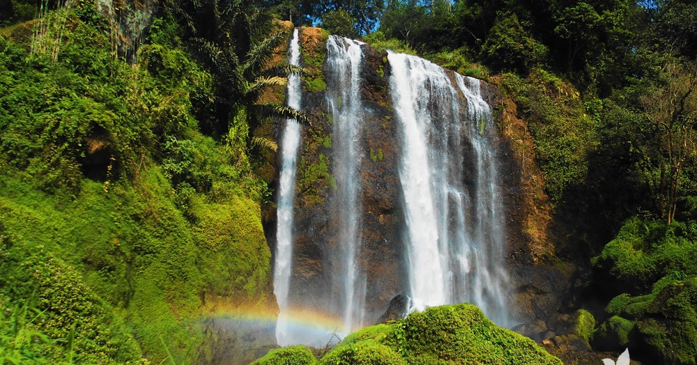 Air Terjun Curug Sewu Kendal