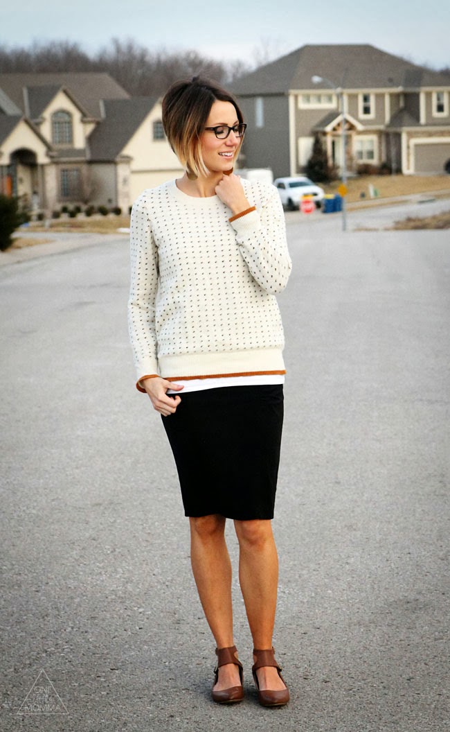 Vintage sweater, pencil skirt, flats and cute glasses from DAVID KIND #spon