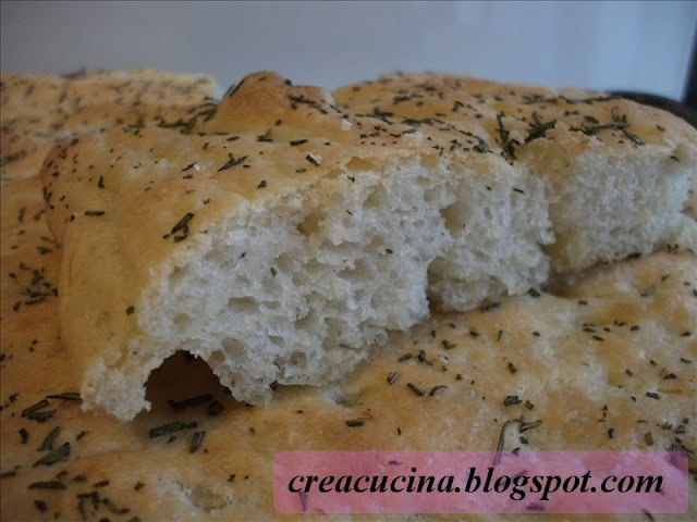 focaccia soffice al rosmarino