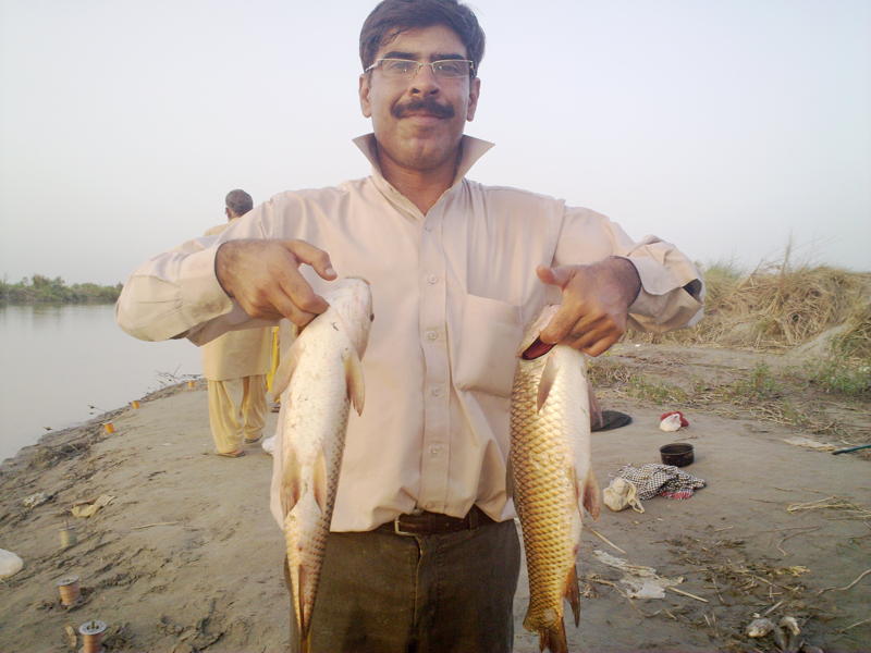 Fishing In Pakistan Fishing in Pakistan (Near D G Khan) 2010