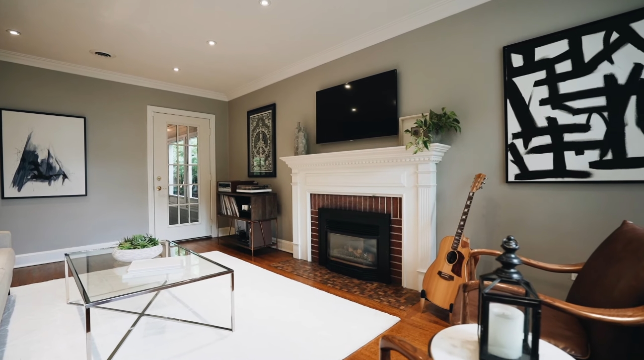 16 Photos vs. 30 Birchview Blvd, Toronto vs. Home Interior Design Tour