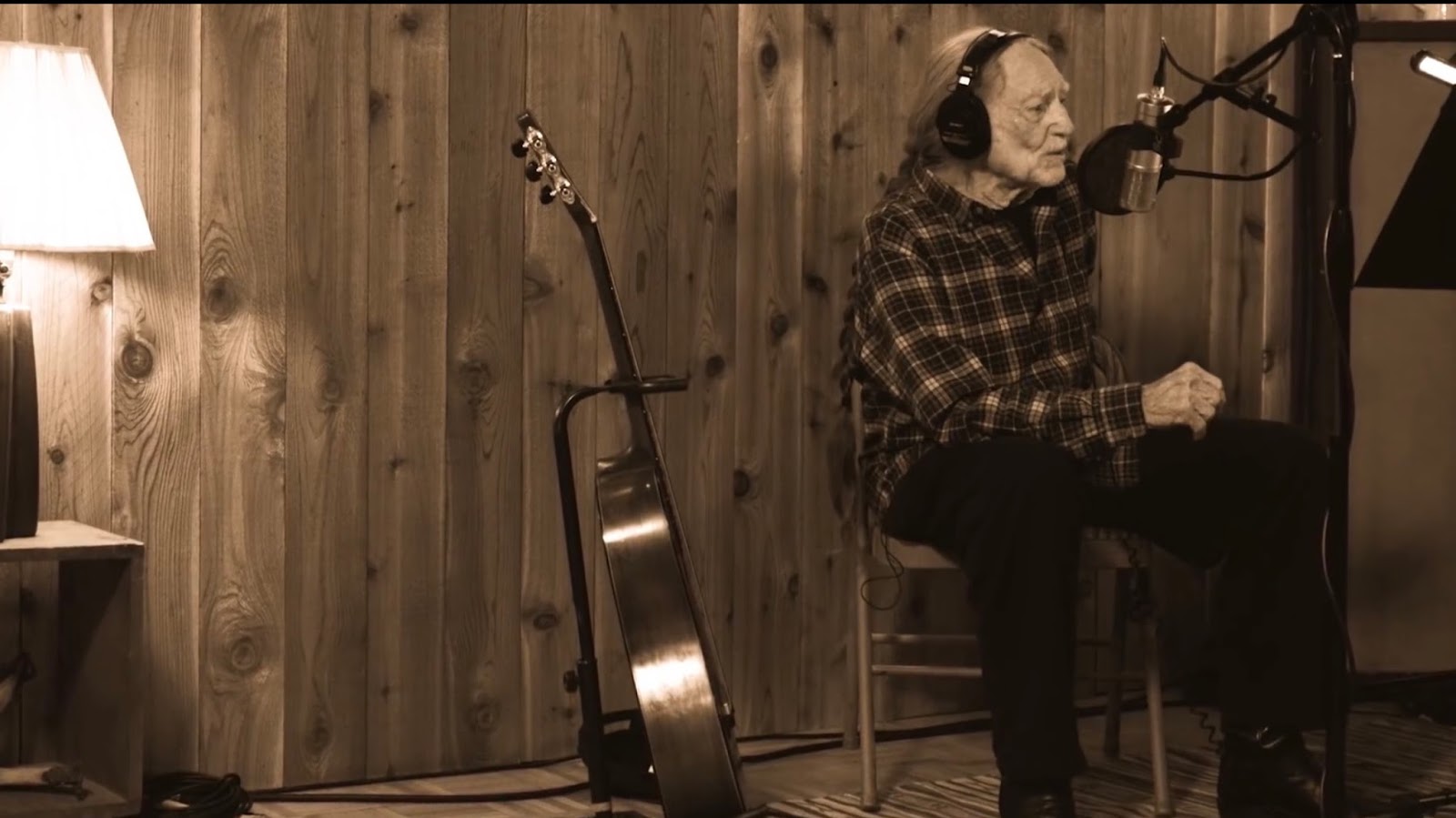 3 archives WILLIE NELSON LAST MAN STANDING