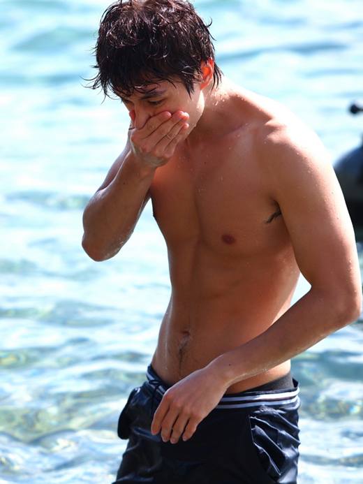 my best fren 4ever: [Photo] Lee Dong Wook Abs
