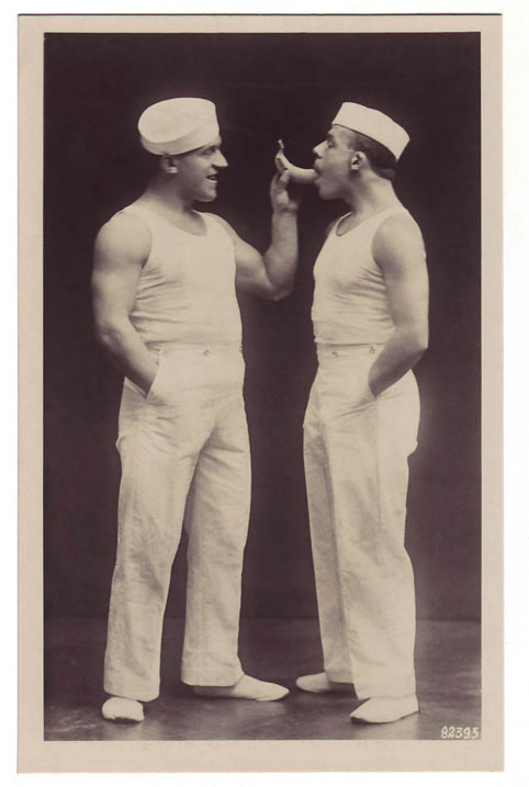 sailors-gay-big-banana-482.jpg
