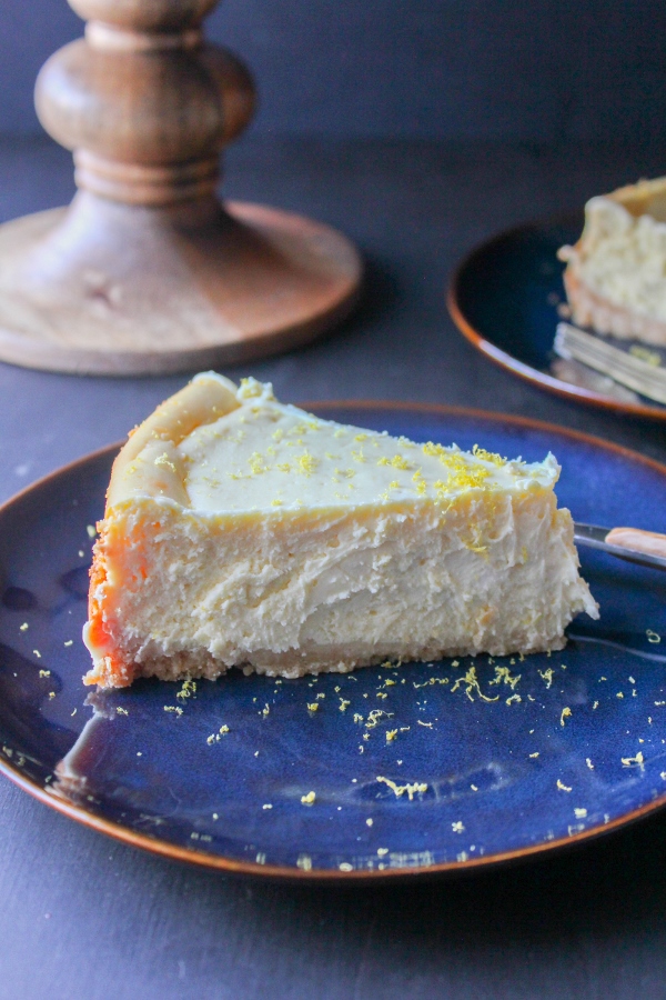 Lemon Cheesecake with Shortbread Crust