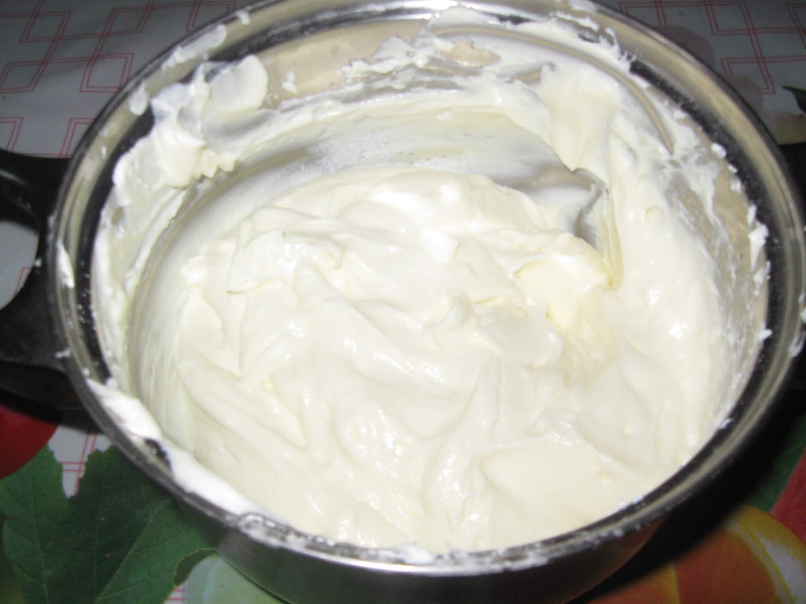 Заварной сметанный крем. Заварной крем пломбир. Крем чиз со сгущенкой. Сливочно-творожный крем для торта. Кастард крем.