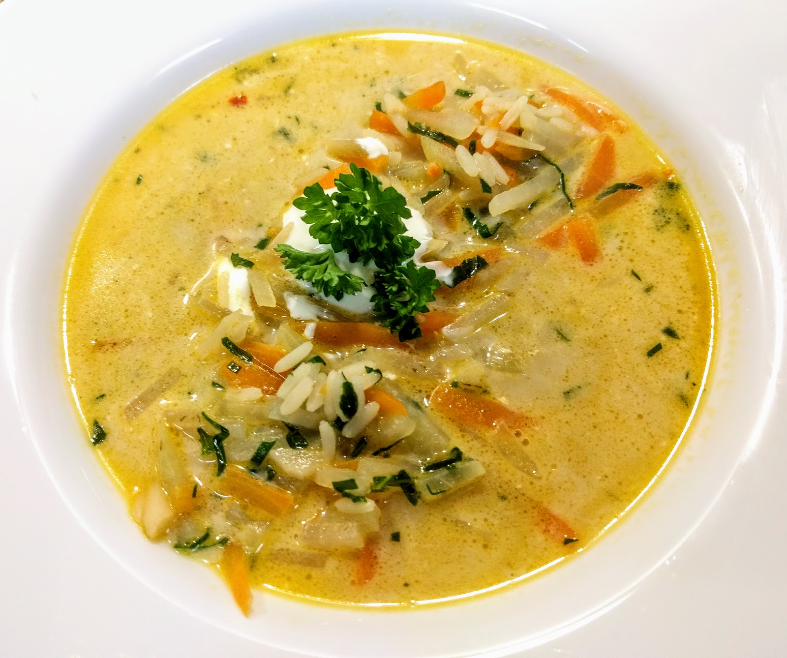 - Kohlrabi Suppe mit Reis