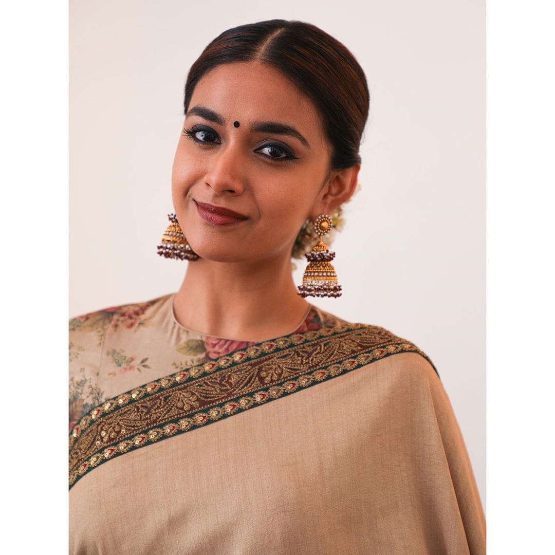Actress Keerthi Suresh New Saree Photoshoot Actress Keerthi Suresh New Saree Photoshoot