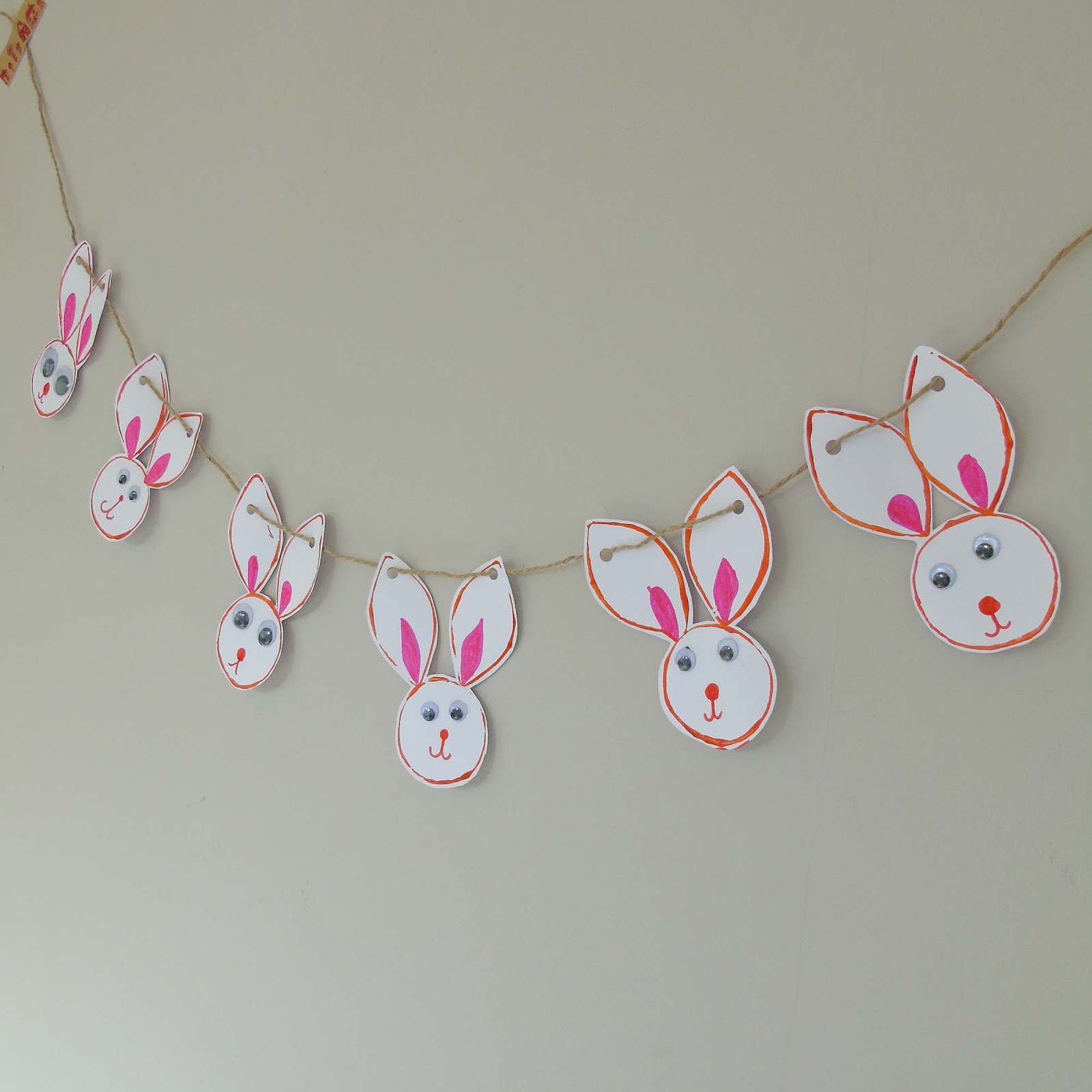 Me, You and Magoo How to create Easter Bunny Bunting using toilet roll