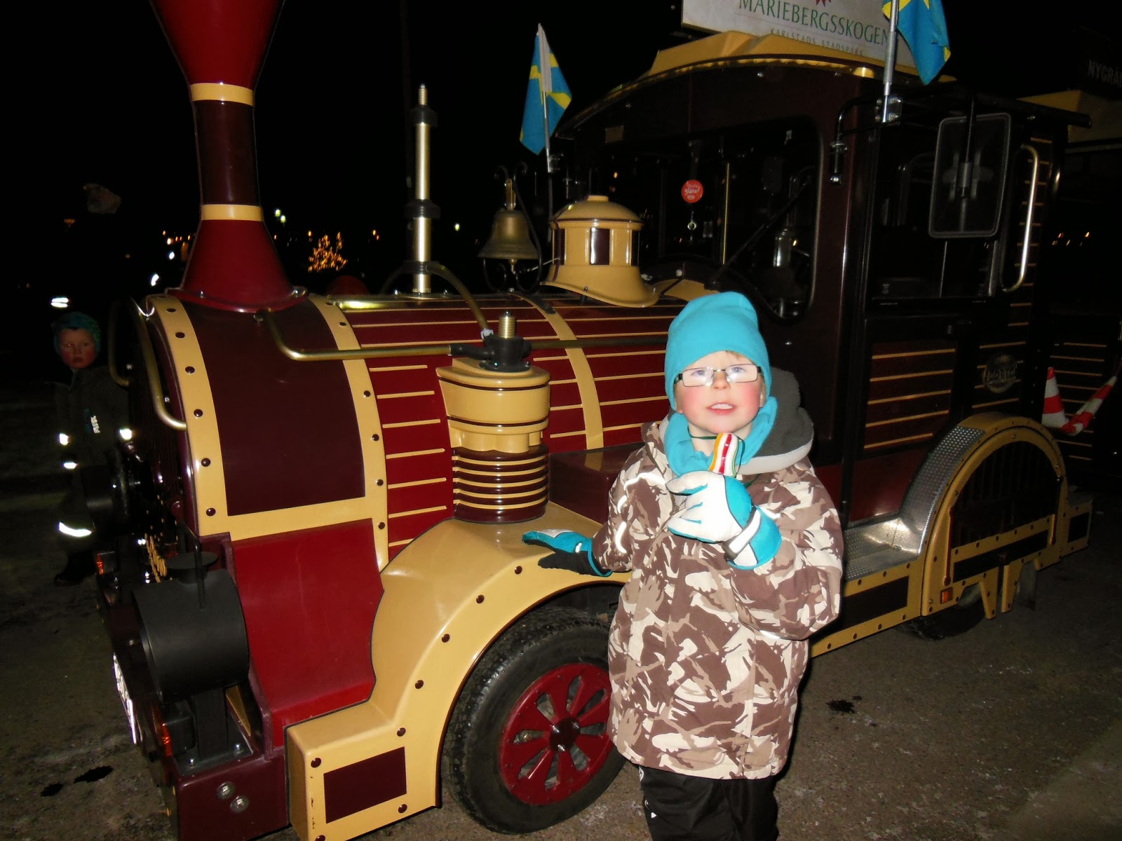 blue eyes and smiles Julmarknad Mariebergsskogen