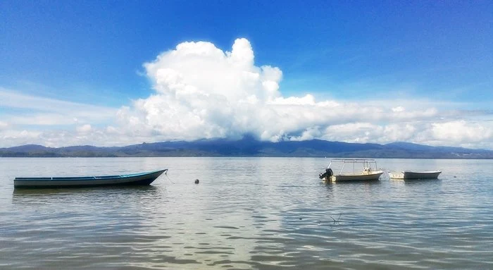 Laut Kayeli-Namlea Kabupaten Buru