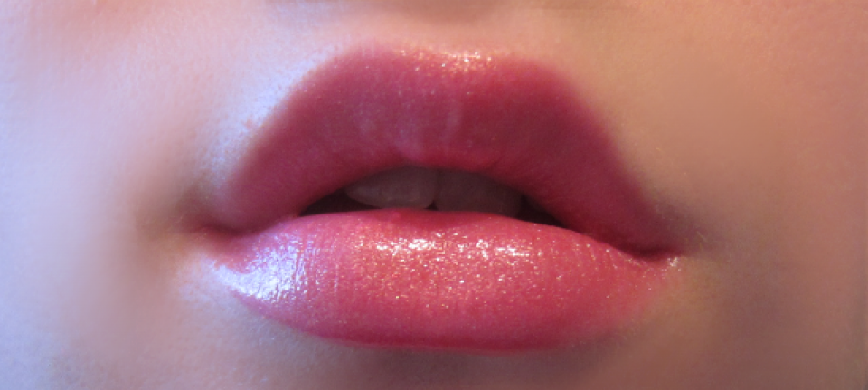 9 Cara Memerahkan Bibir Secara Alami Info Tips