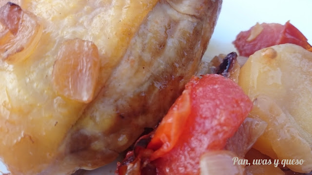 Pollo guisado en Crock-Pot - Pan, uvas y queso