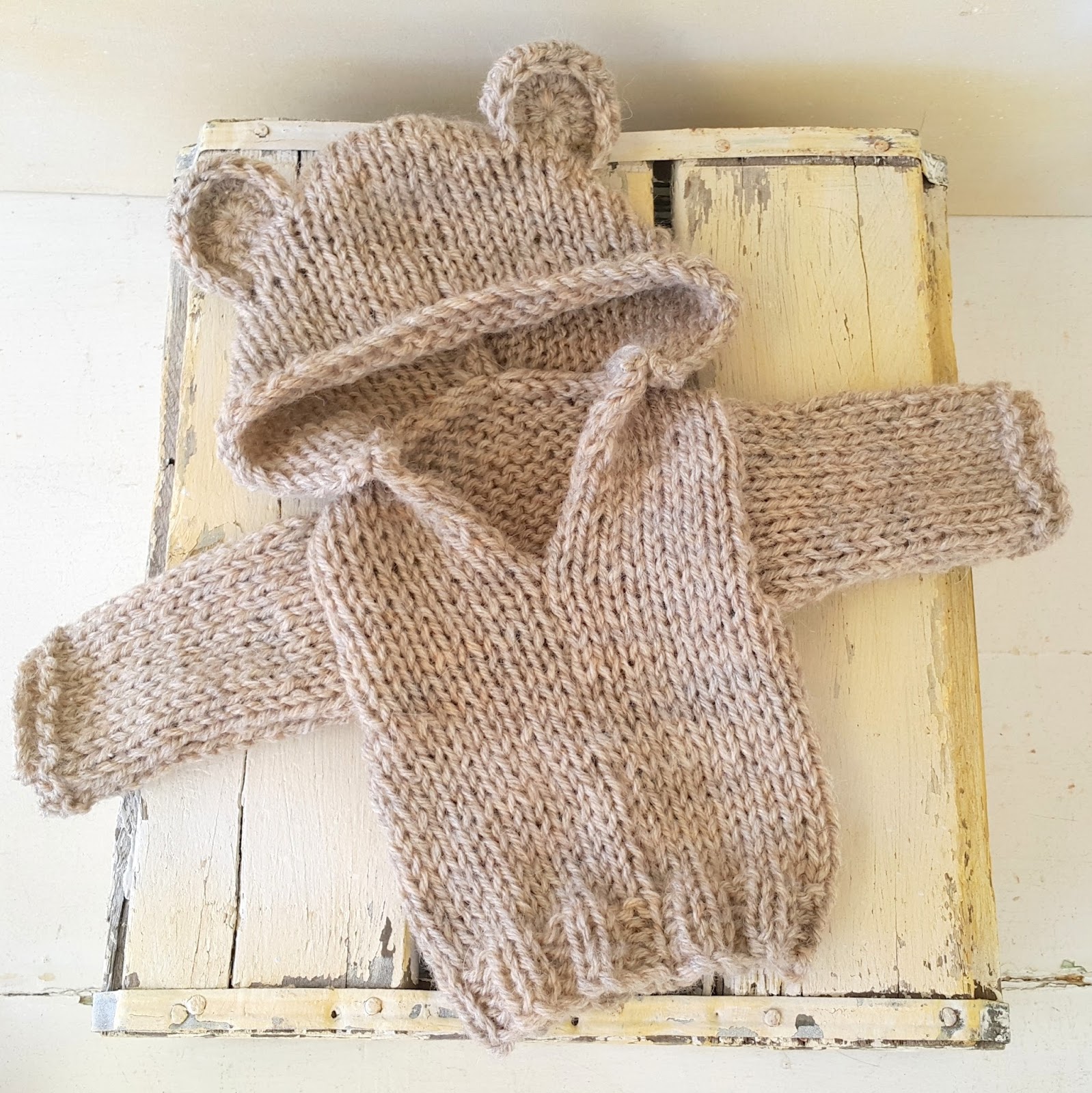 Crafty Stuff Baby Knits and Photo Props: Baby Bear Hoodie Sweater Knitting Pa...