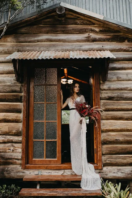 ANGELA CANNAVO PHOTOGRAPHY SUNSHINE COAST WEDDING STYLING BRIDAL GOWN